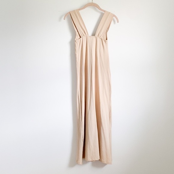 Nasty Gal Bowing Places Relaxed Nude Stretchy Midi Dress sz 2 - Picture 10 of 12
